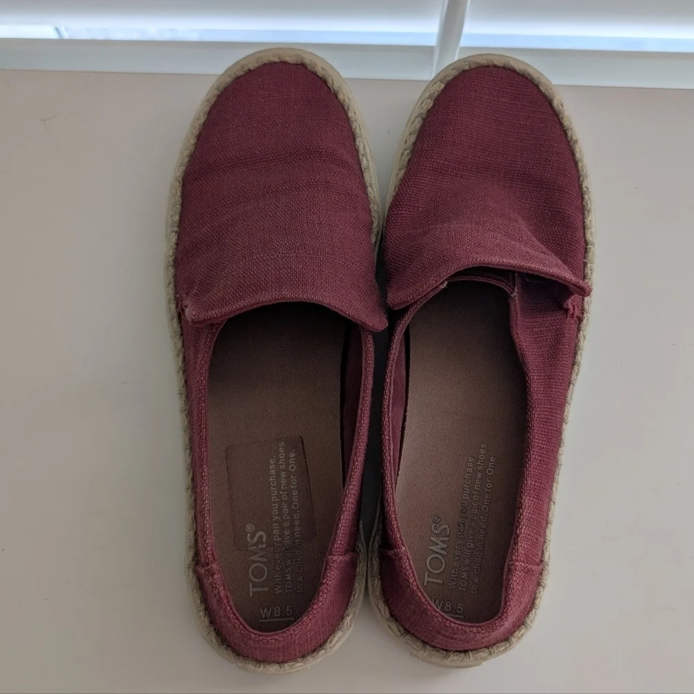🥁 Toms Sunset Natural Rope Edge Canvas Slip On Espadrille in Cranberry